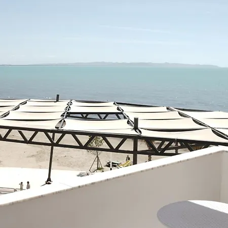 Marina فندق مبيت وإفطار