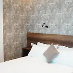 Marina 3*