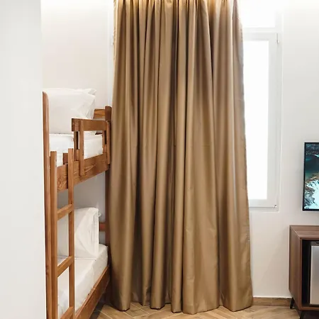 Marina Bed & Breakfast 3*