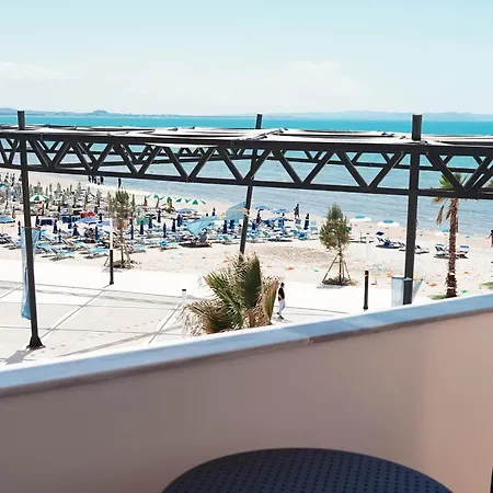 Marina Bed & Breakfast *
