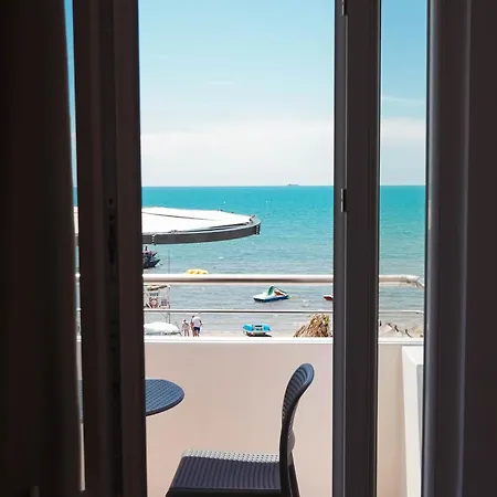 Marina Bed & Breakfast