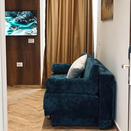 Marina Oda ve Kahvaltı Dıraç
