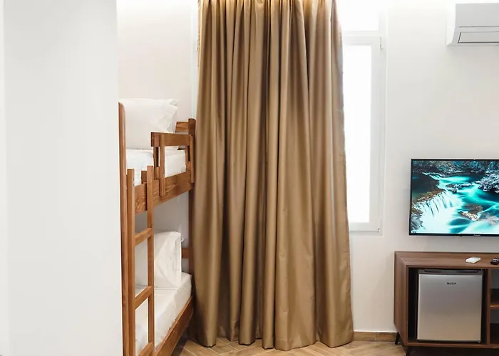 Marina Bed & Breakfast 3*