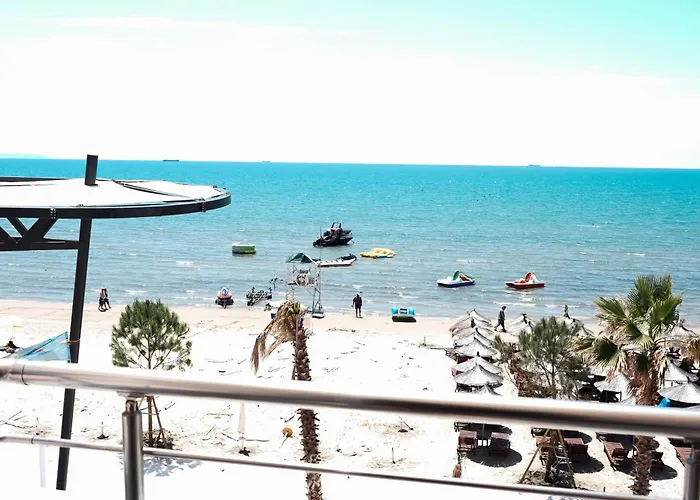 Marina Bed & Breakfast 3*